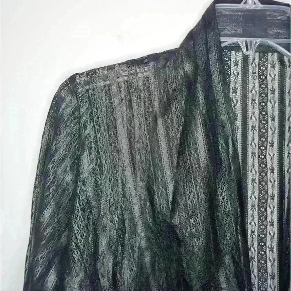 ALBERTO Makali Black Lace Pattern Open Blouse S - Picture 5 of 7